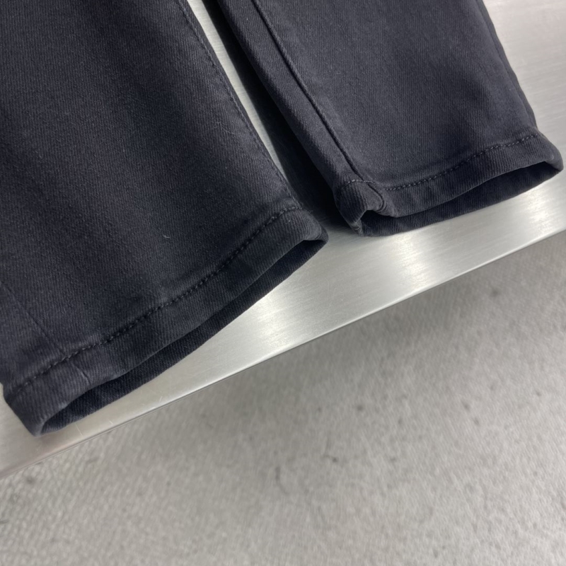 l0vis Vvtt0n jeans